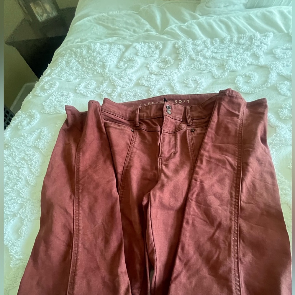 WHBM Everyday Soft Skinny Ankle Jeans - Picture 2 of 4
